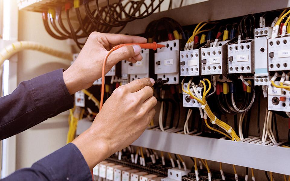 خدمات استشارية في الهندسة الكهربائية والميكانيكية في دبي